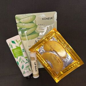 Face Mask and Skincare Gift Set